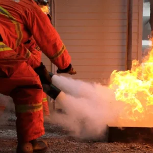 Manejo de extintores - observador de incendio sector industrial.